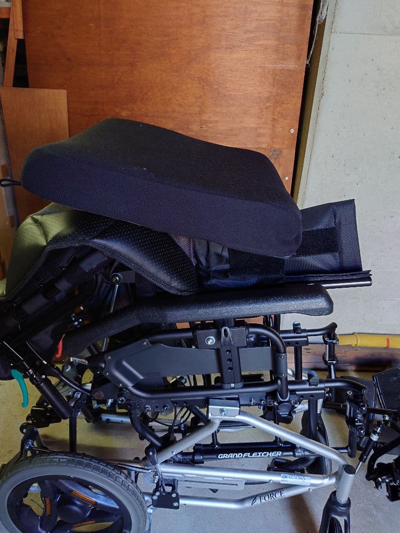 【介護用車イス】MIKI フルフラット グランドフリッチャー