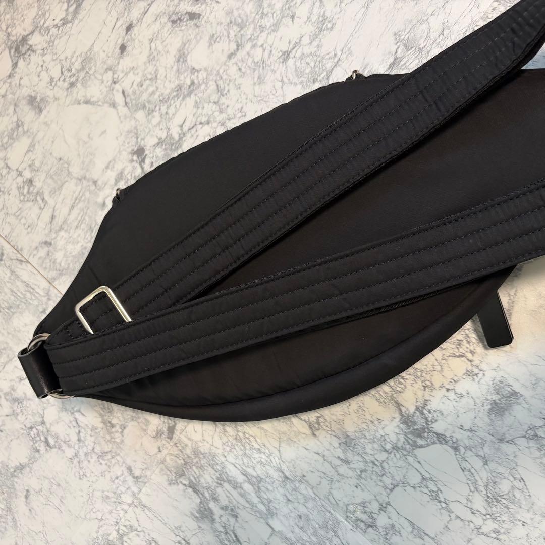 備品✨ノルンマーニ 抱っこバッグ ナイトブラック ヒップシート