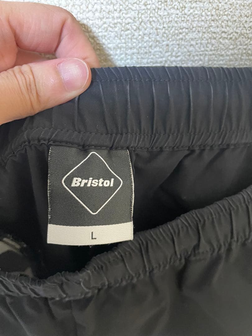 Bristol 星柄ショートパンツ Lサイズ