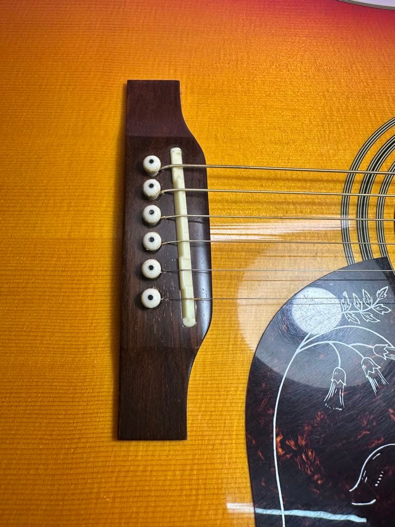 すずめの涙 希少Epiphone Hummingbird Aged