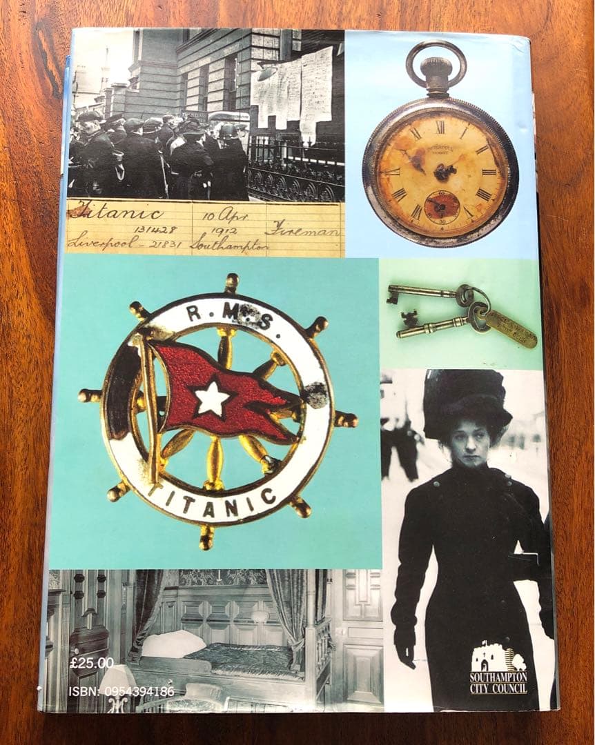 TITANIC タイタニック　洋書　voices DVD付き