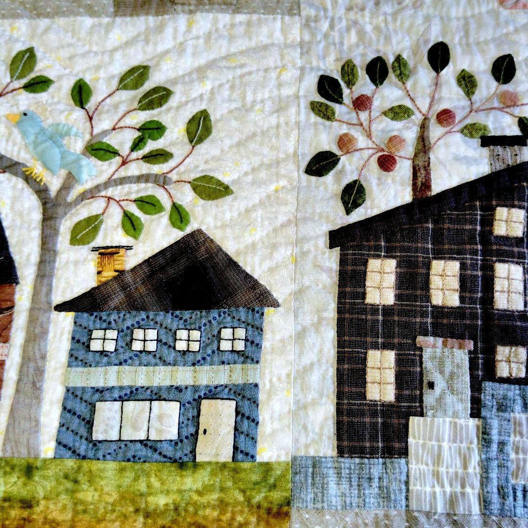 ハウスのパッチワークタペストリー【73】ミステリーキルト①③