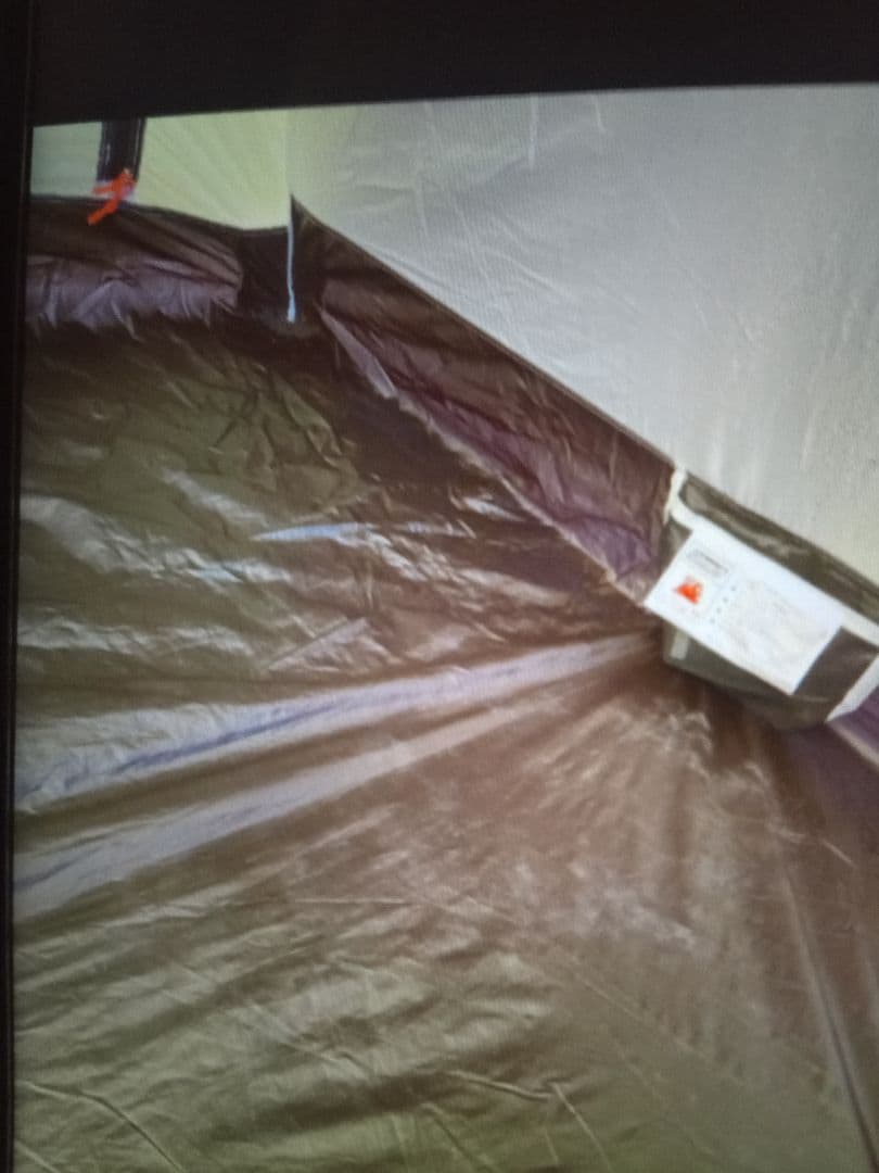 ソロキャンプにオススメ　4点セットです　テントにチェア、テーブル等