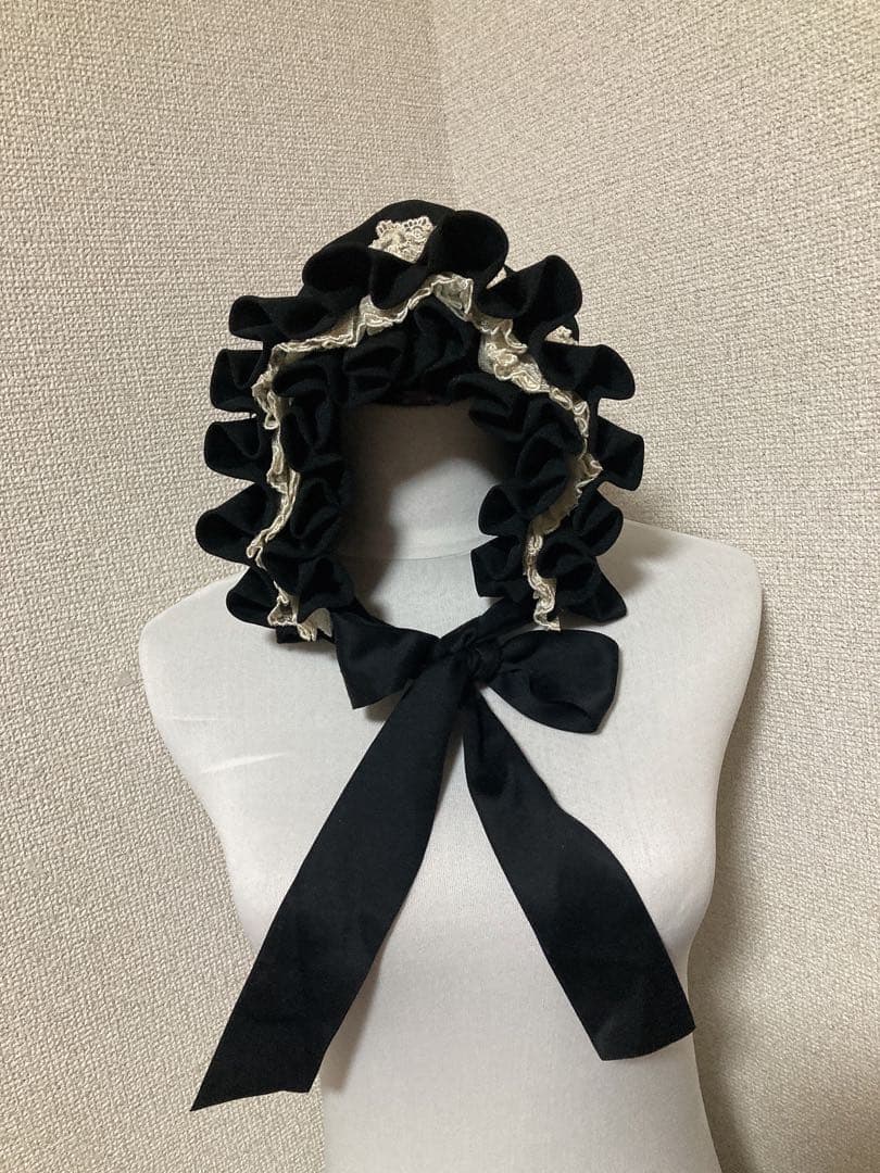 イノセントワールド　ボンネット　黒