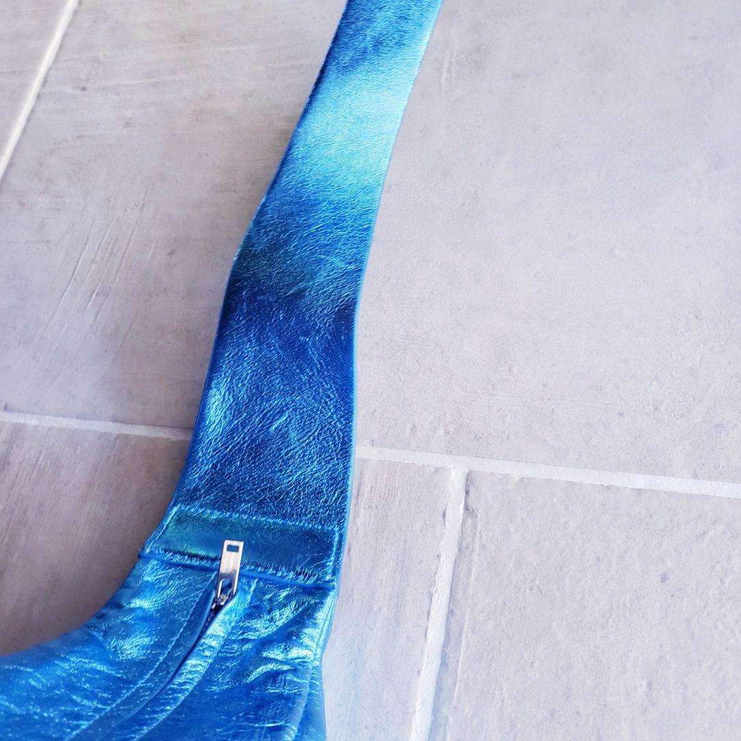 ★美品★　COS　コス　LEATHER　CROSSBODY BAG　ボディバッグ