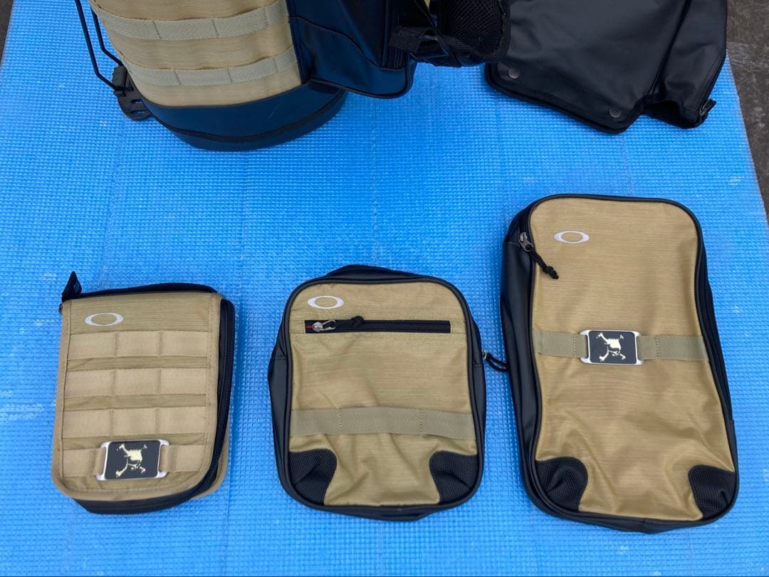 オークリー　9.5型スタンド式　キャディバック