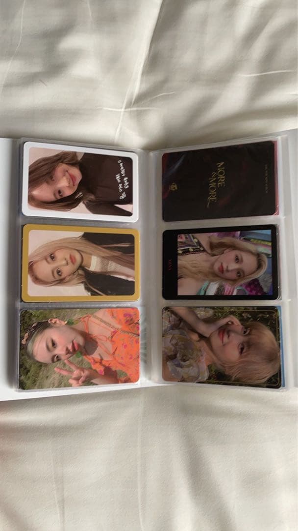 美品揃い TWICE グッズ トレカ アルバム ポスター うちわ