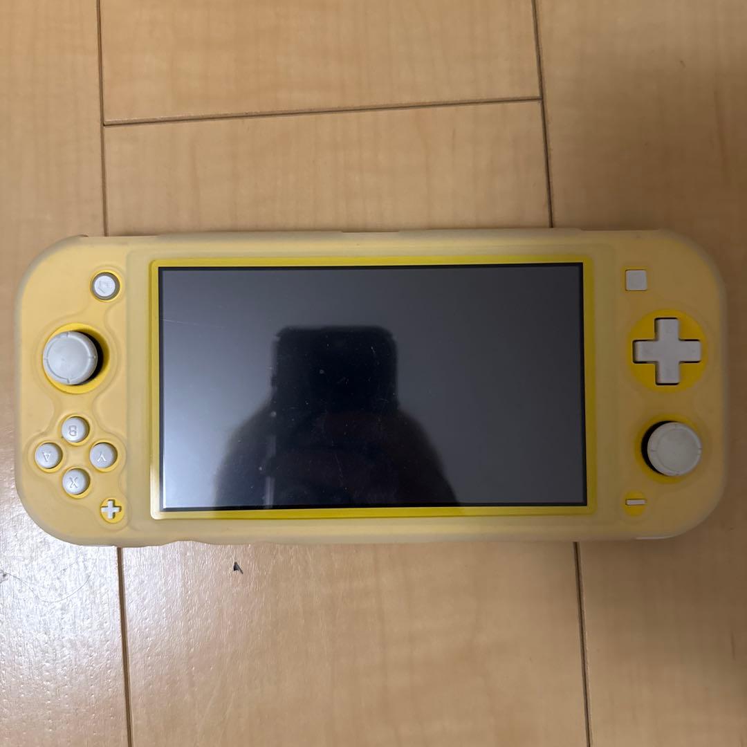 Nintendo Switch Lite イエロー ケース付き