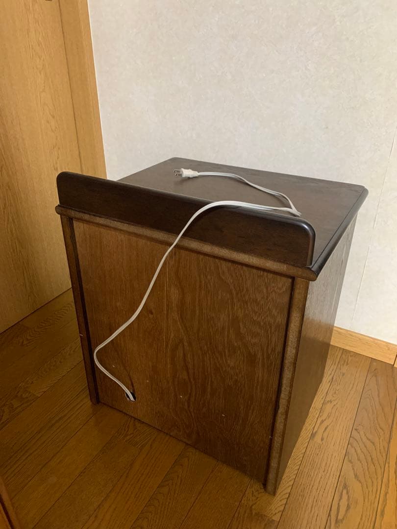 【美品】シモンズ　ベッドサイドテーブル
