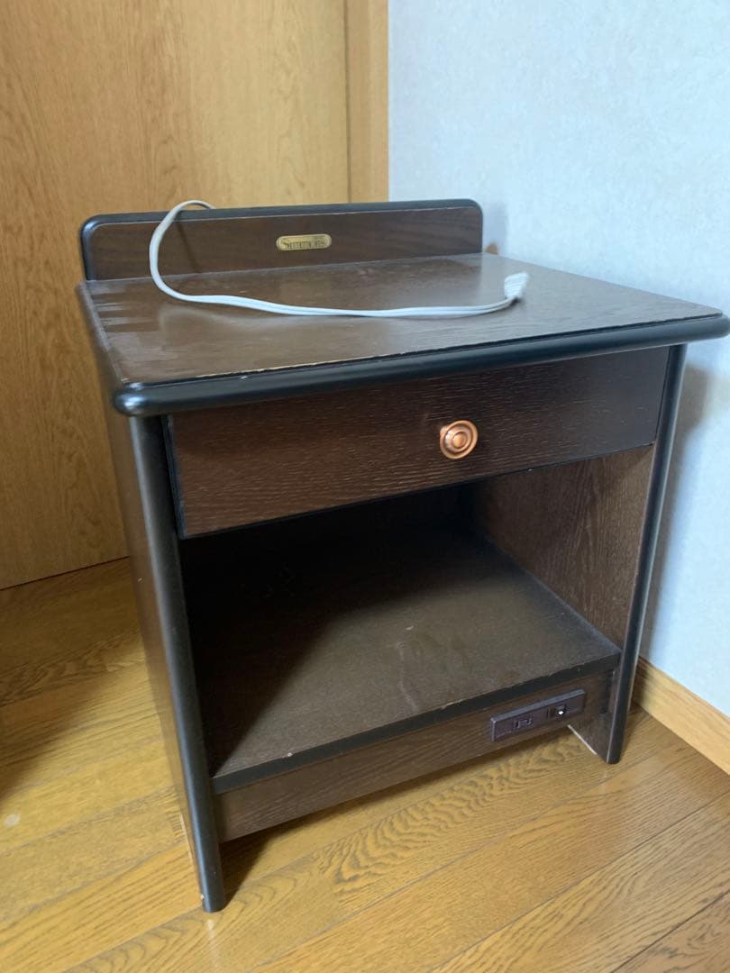 【美品】シモンズ　ベッドサイドテーブル