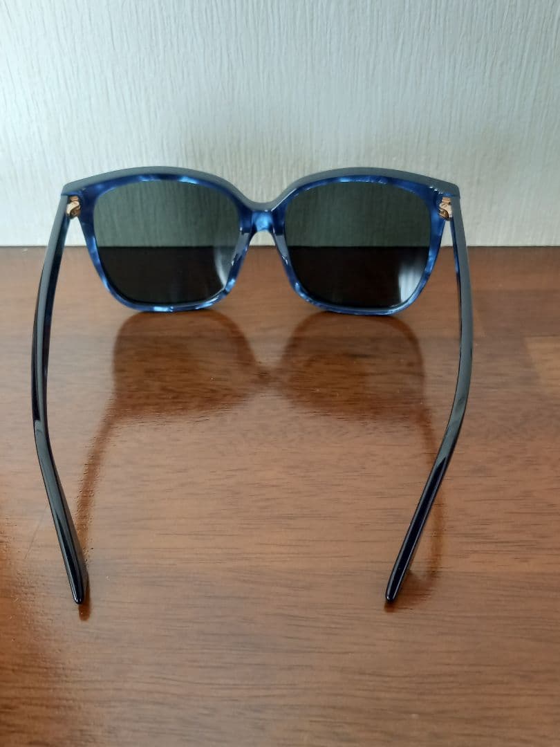 新品未使用　GUCCI グッチ　サングラス　GG0022SA 003