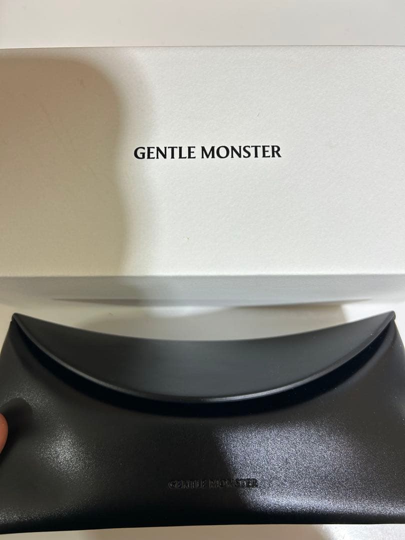 GENTLE MONSTER ジェントルモンスター　サングラス