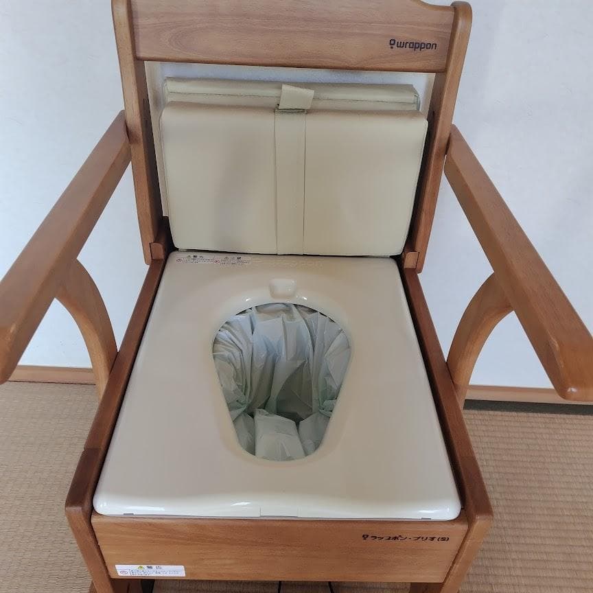 ラップポン　ブリオ(S)　自動ラップ式トイレ　必要消耗品新品１セット付