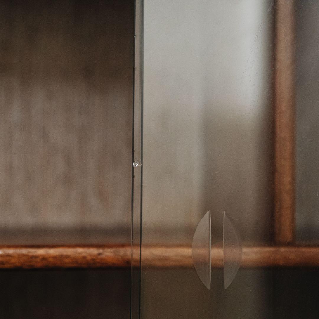 水屋箪笥/レトロな木製キャビネット