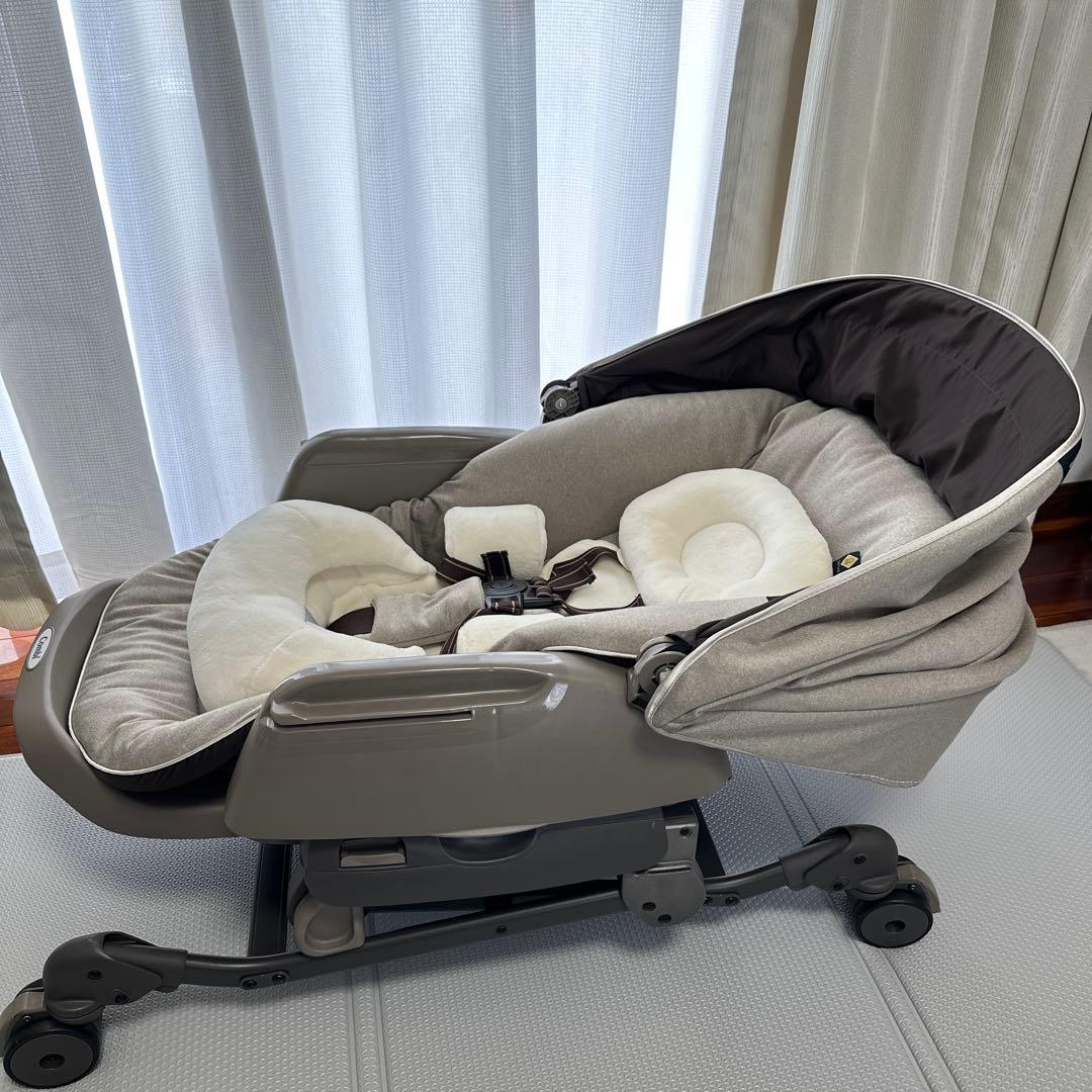 コンビ ハイローチェア ネムリラ AT BEDiオートスイング電動テーブル付