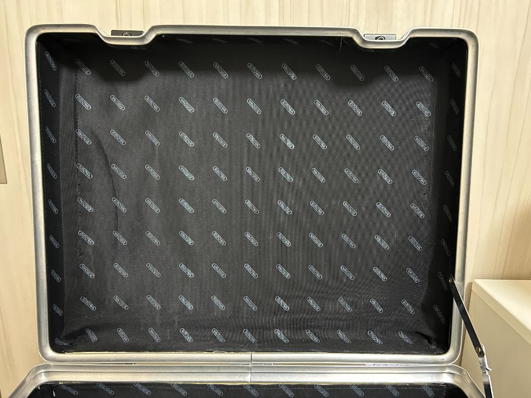 RIMOWA Opal アタッシュケース【訳アリ】