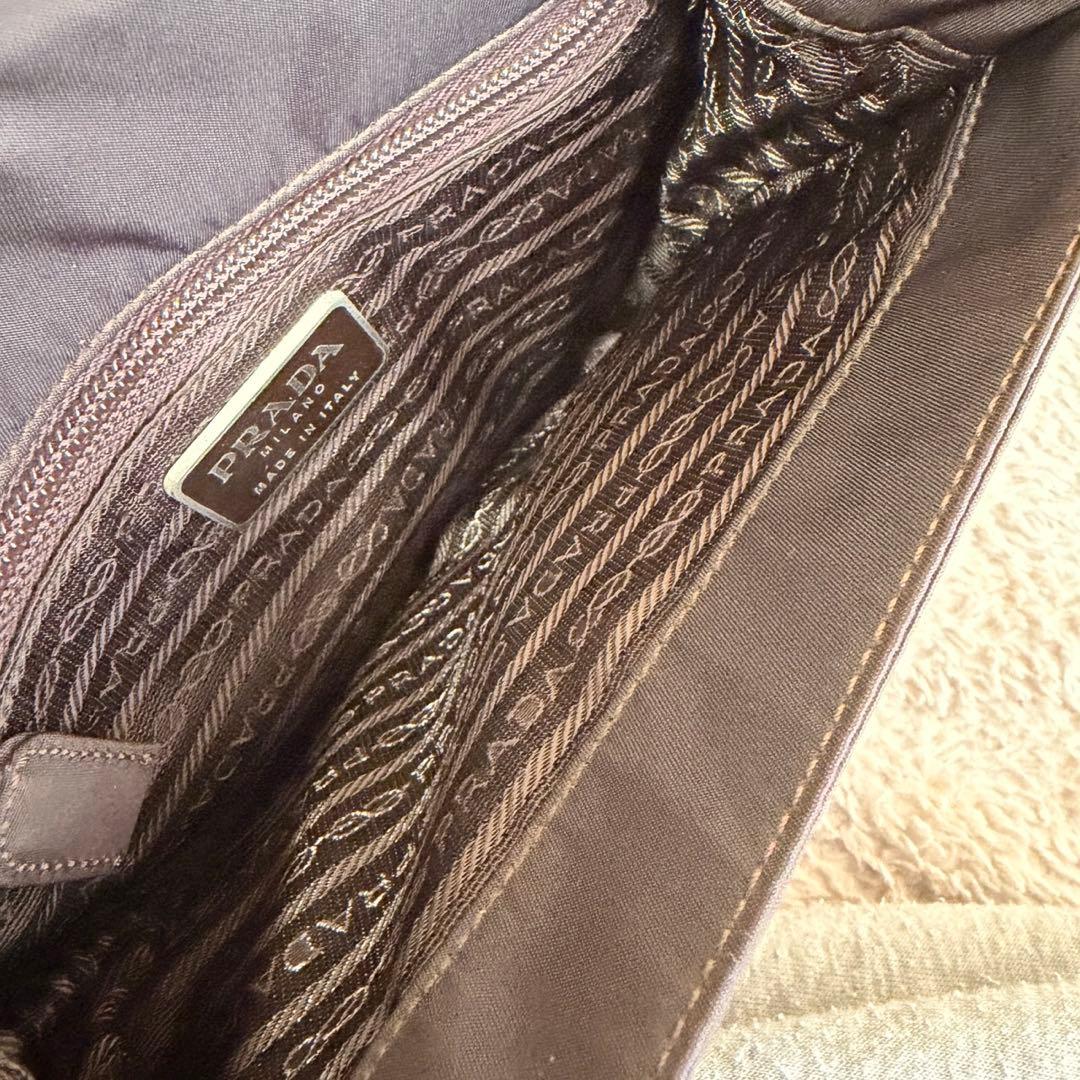 美品PRADA ナイロン ショルダーバッグ ブラウン 三角ロゴ