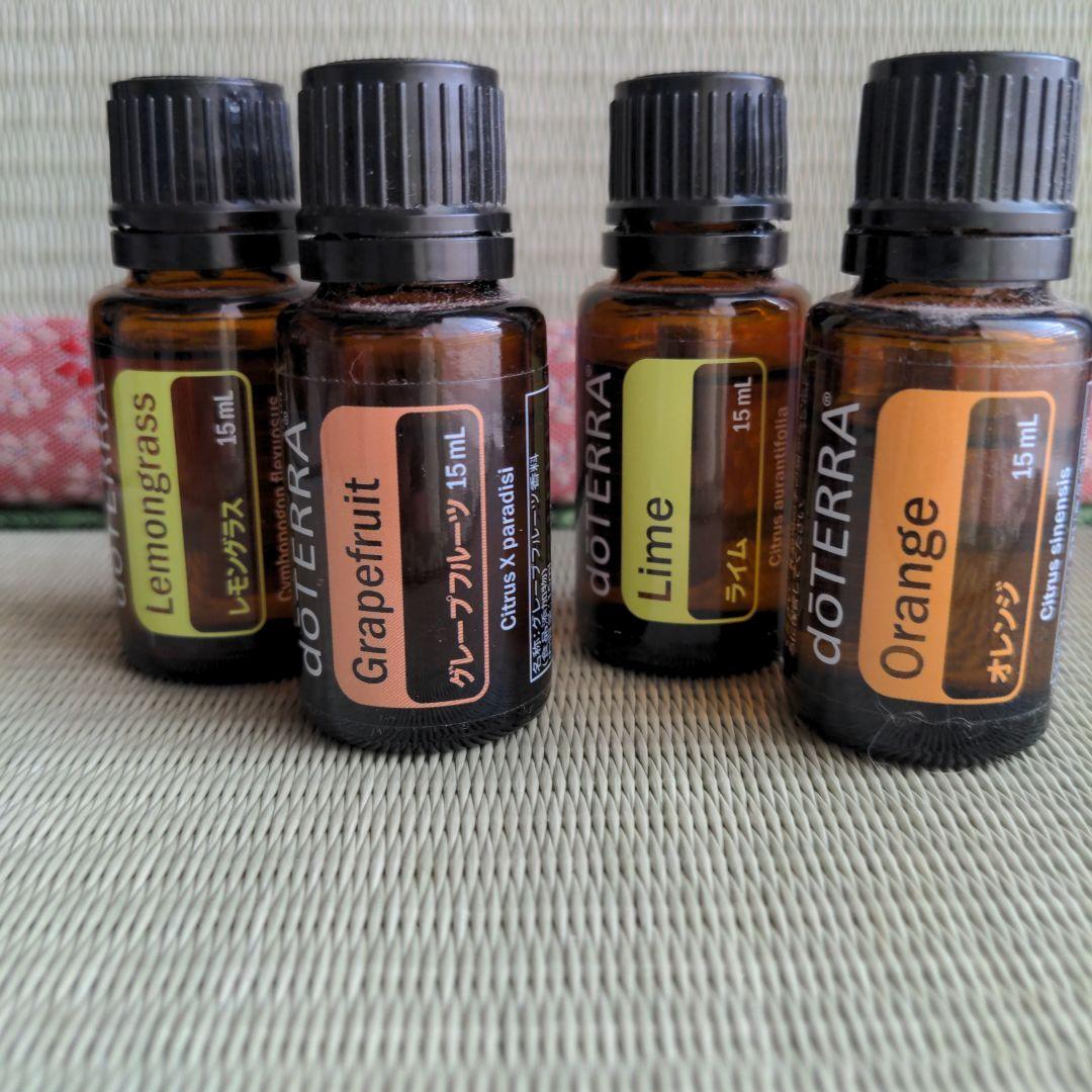 ドテラ　エッセンシャルオイル４本