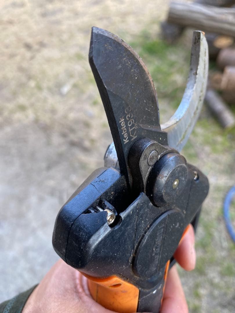 Kebtek 電動剪定はさみ KT993 割れあり