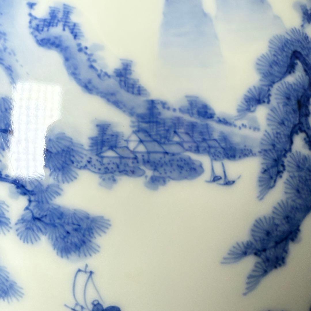 鍋島最高峰　市川光春 作　染付山水図花瓶　超絶細密技巧　鍋島藩御用窯　銘入　家紋