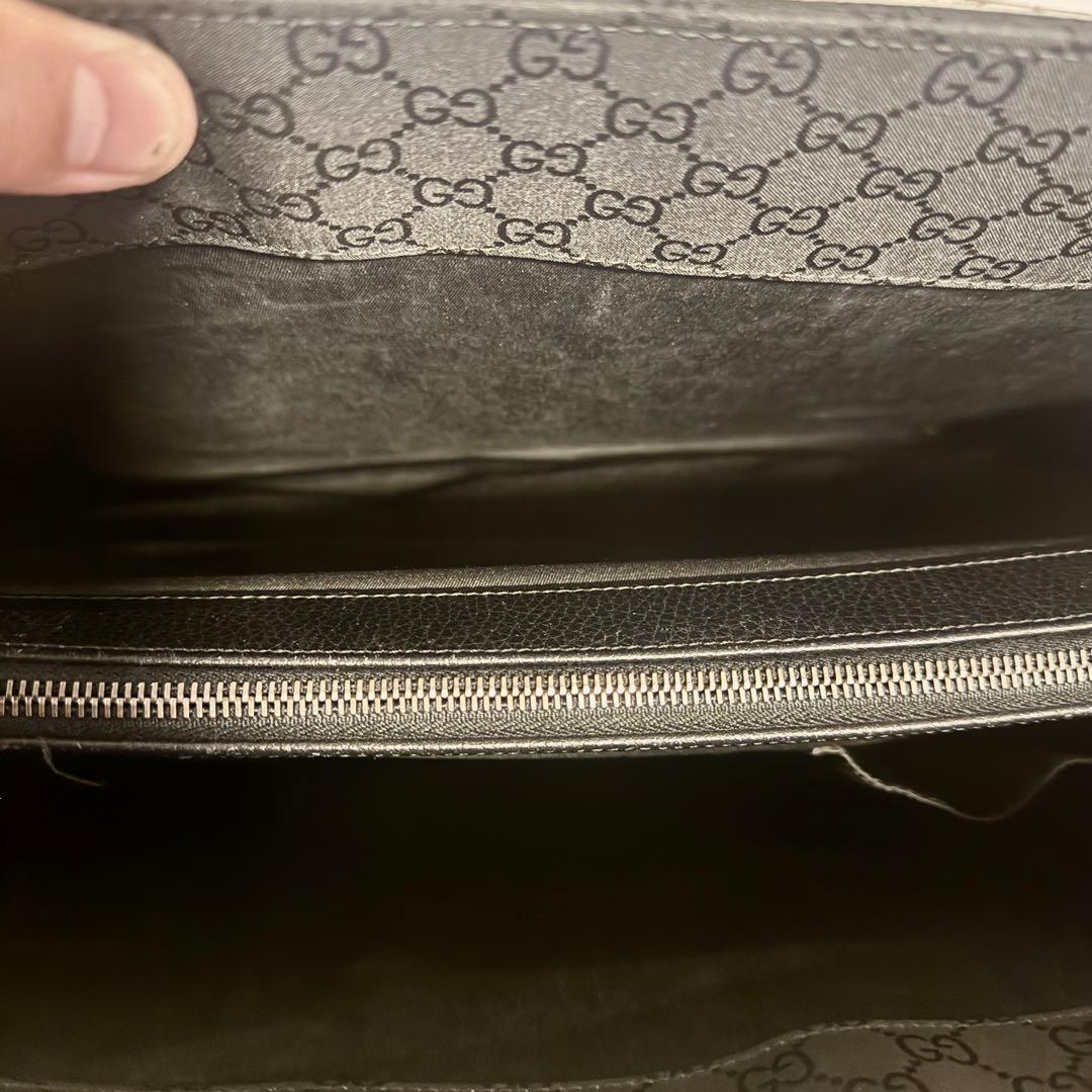美品　グッチ　ビジネスバッグ　トートバッグ　GG柄　大容量　ブラック　黒
