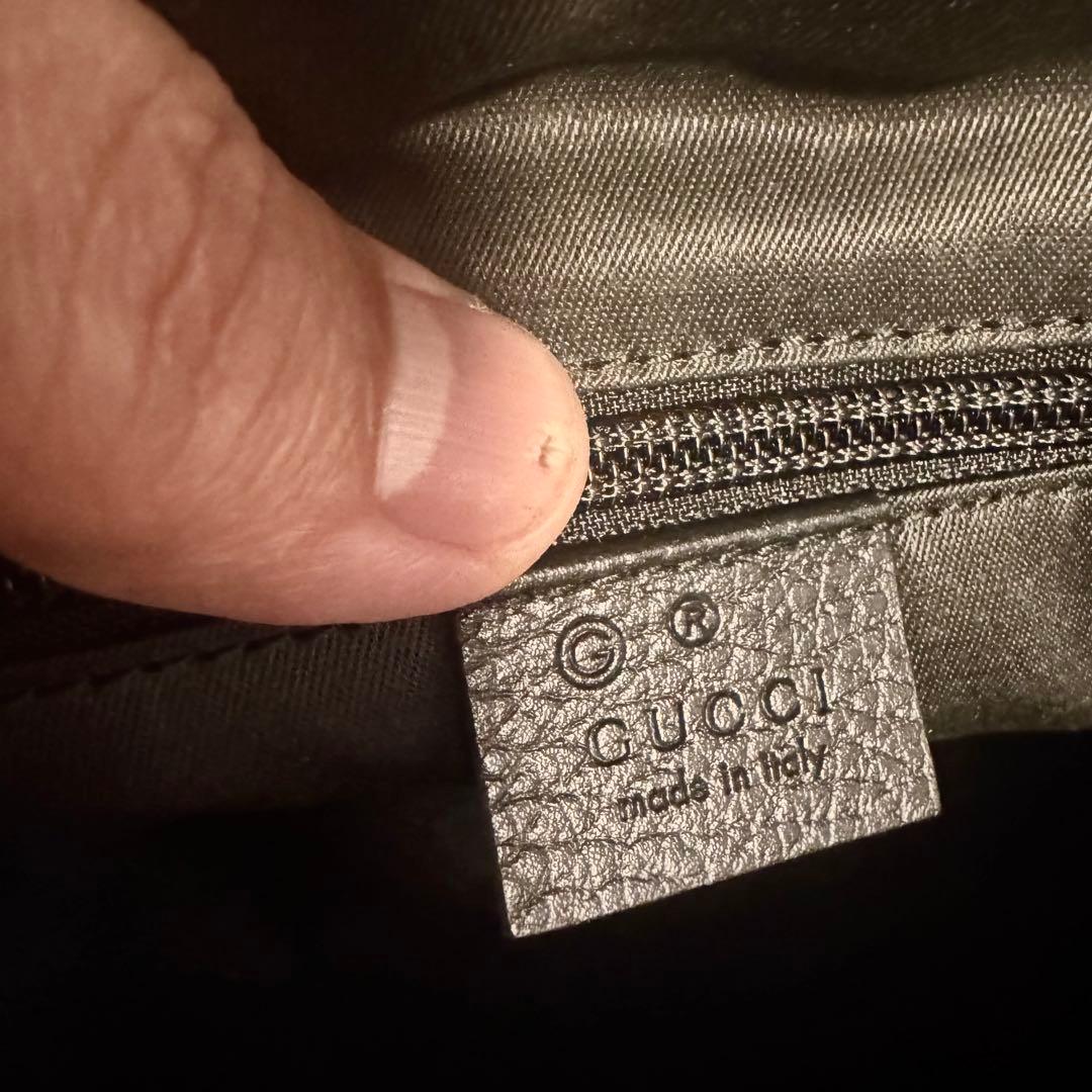 美品　グッチ　ビジネスバッグ　トートバッグ　GG柄　大容量　ブラック　黒