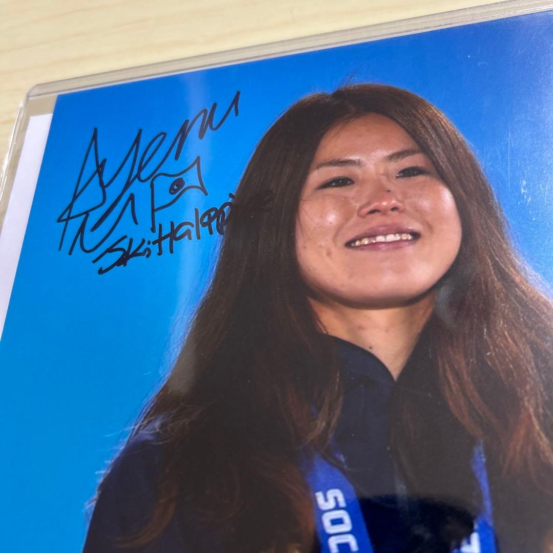 なでしこジャパン　日本代表女子サッカー　主将　澤　穂希 直筆サイン入りフォト