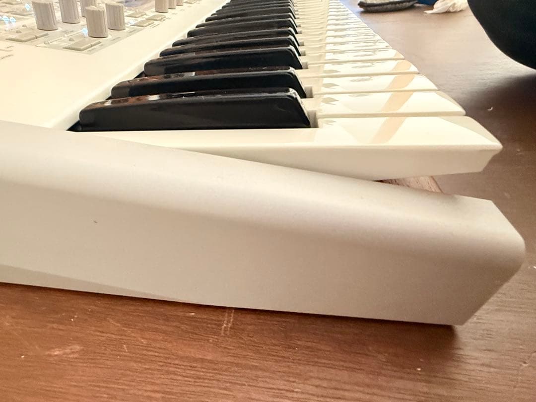 access Virus TI Polar　元箱あり　美品