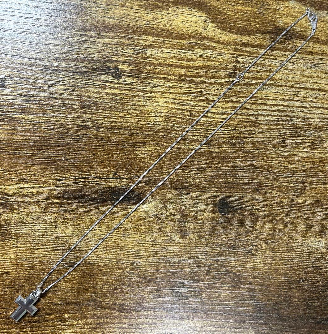 ヴァンドーム青山　K18WG ブラックシェル　ダイヤ　クロス　ネックレス