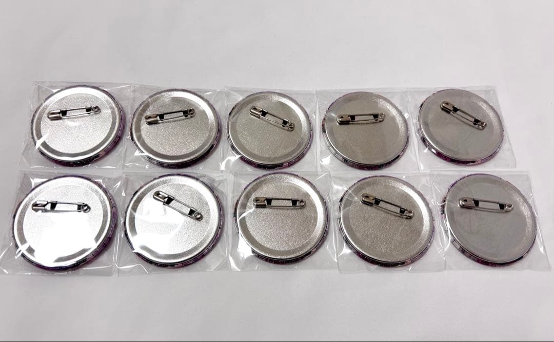 ネオポルテ 夜絆ニウ 缶バッジ