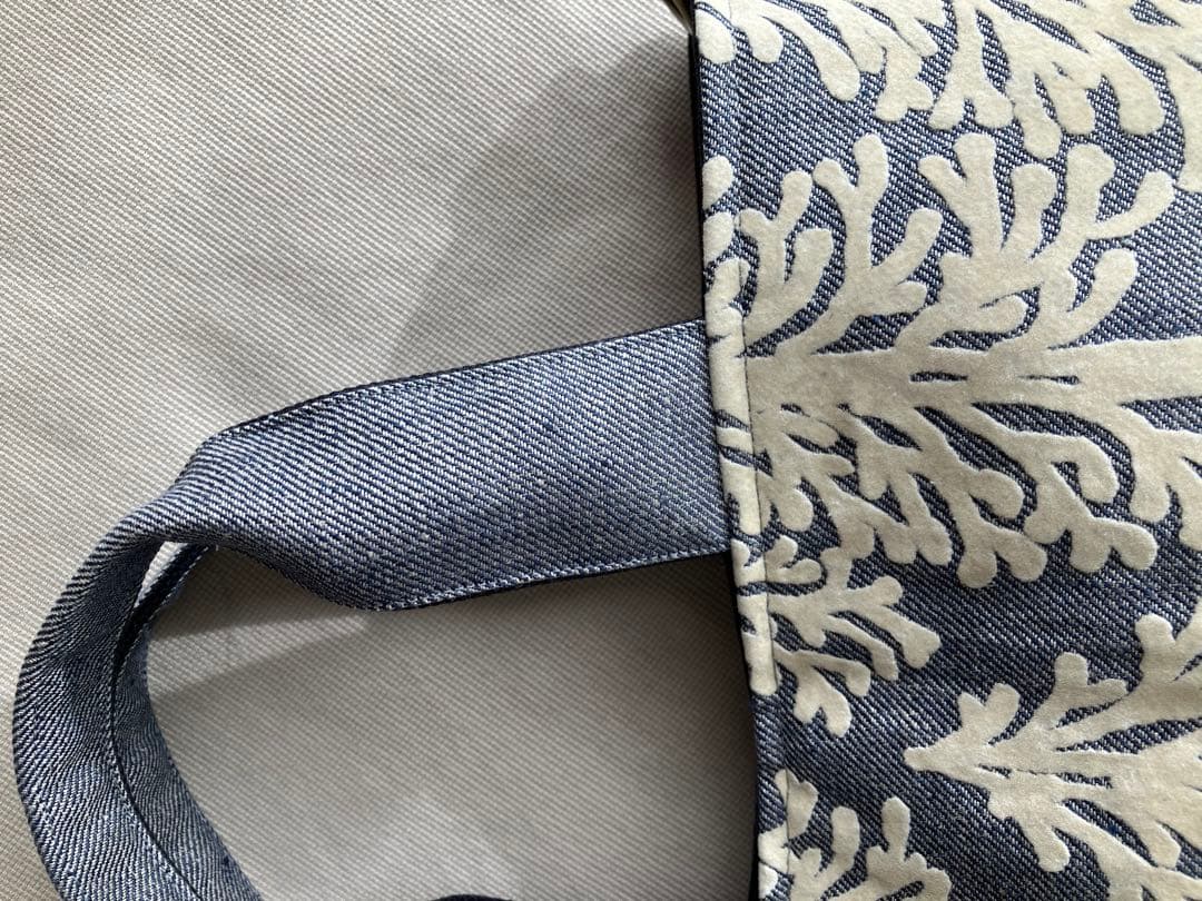 ミナペルホネン ハンドメイド　鳥の集う森パッチワーク×metsä トートバッグ