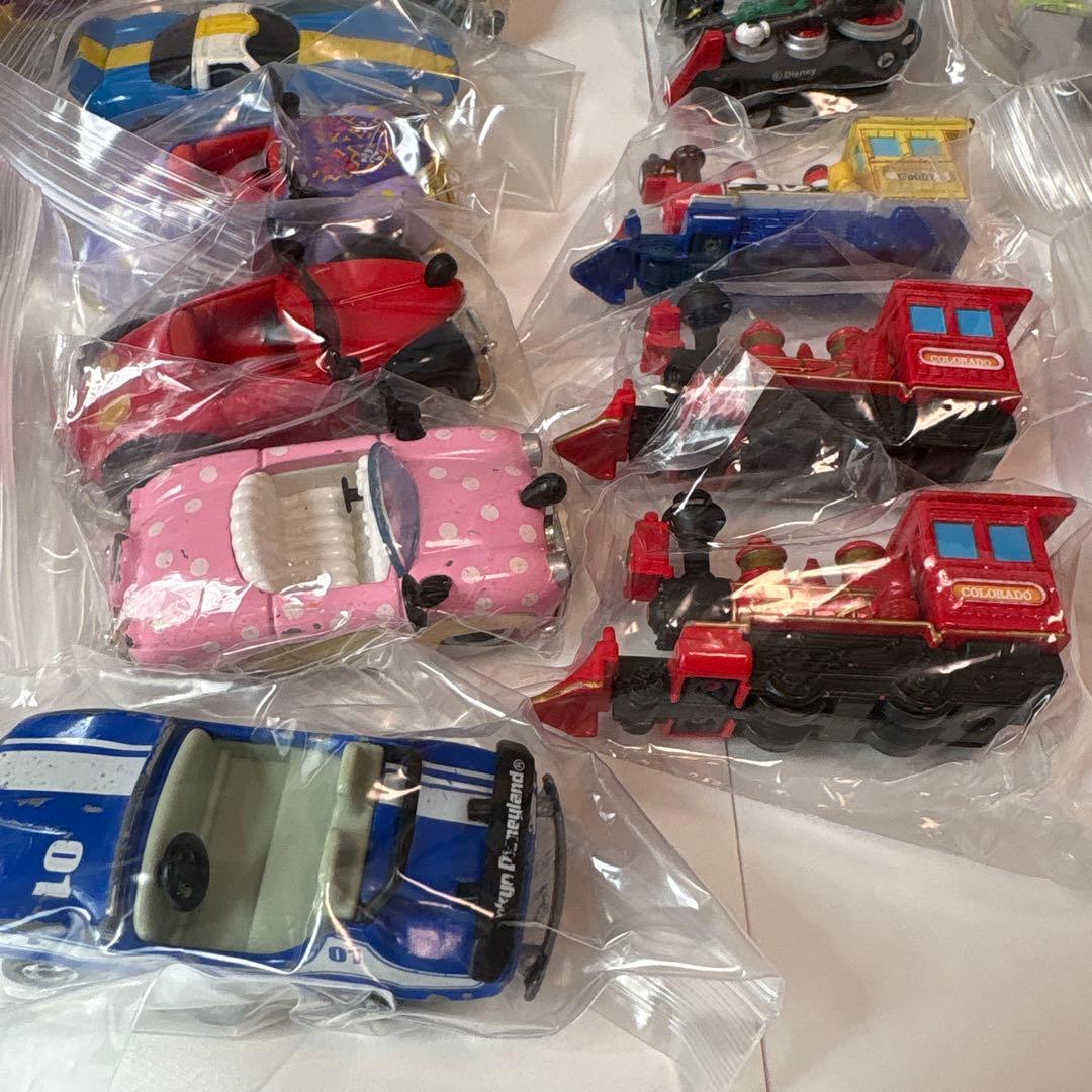 2334.ディズニーミニカー56個まとめ売り