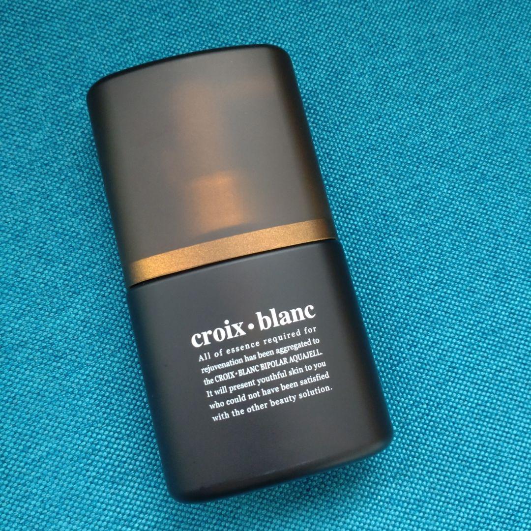 化粧下地 croix. blanc