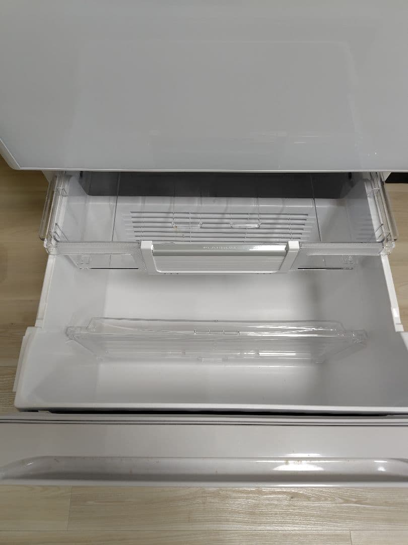 日立　日本製 冷蔵庫 R-S40K (XW)型2020年製