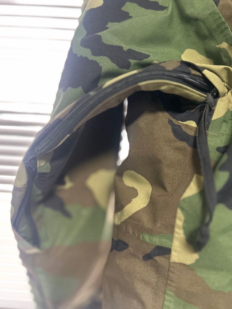 ecwcs gen1 後期　米軍実物　ゴアテックス