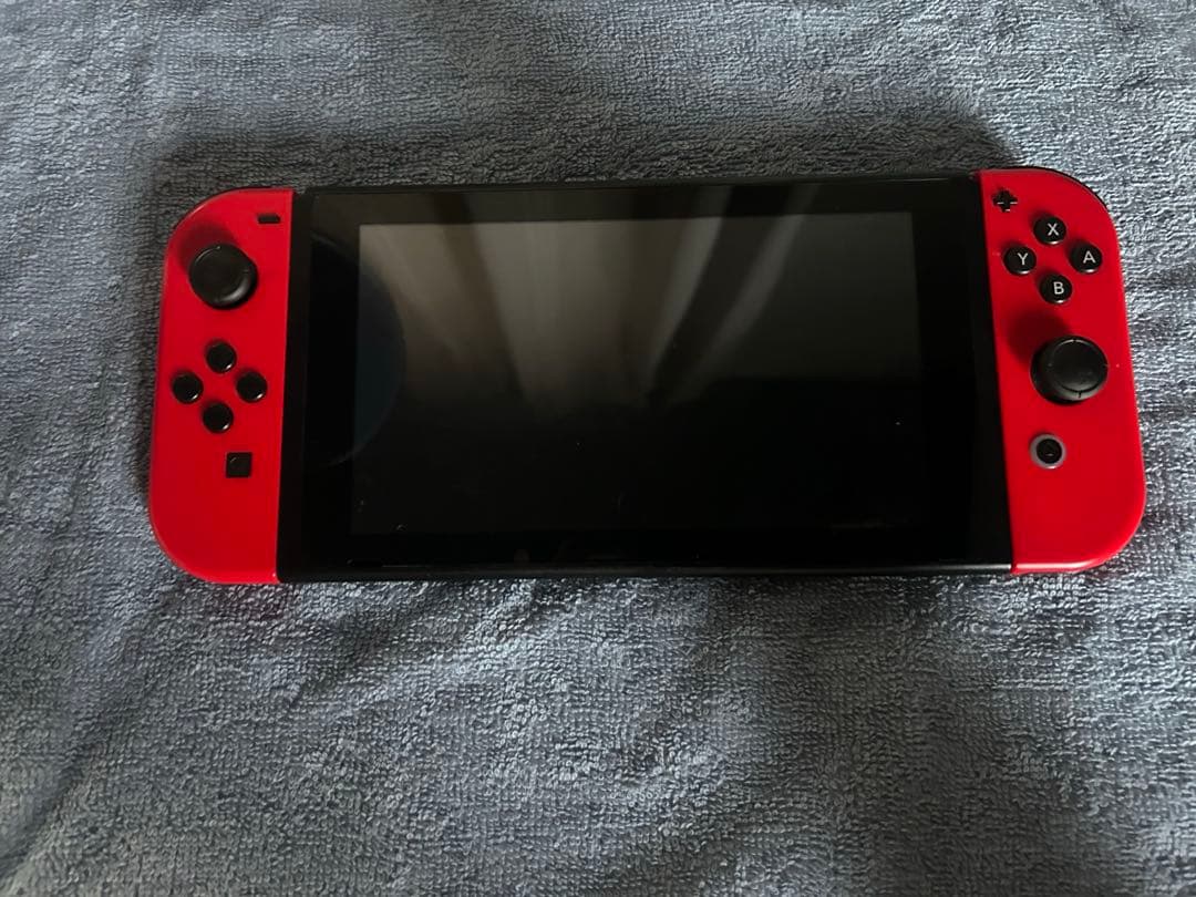 Nintendo Switch 赤/黒 本体