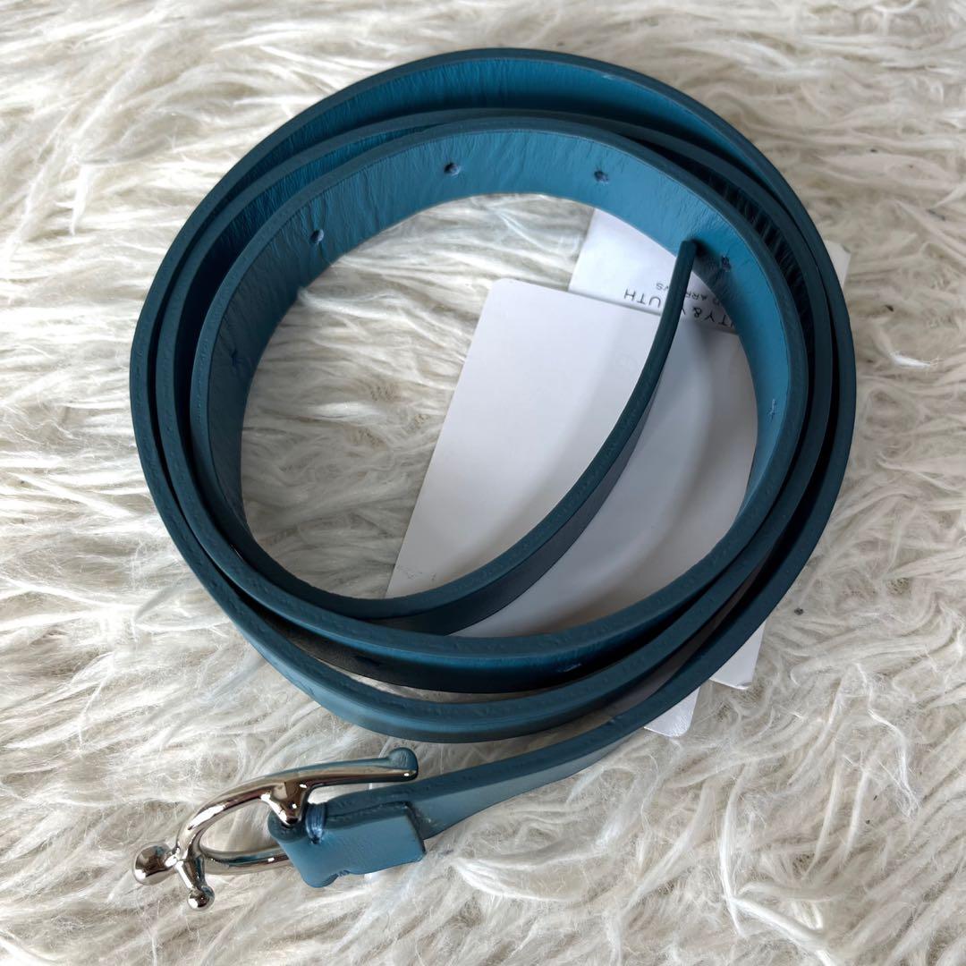 【新品未使用】マヌエラ　レザー　ポーチベルト　2way ショルダーバッグ