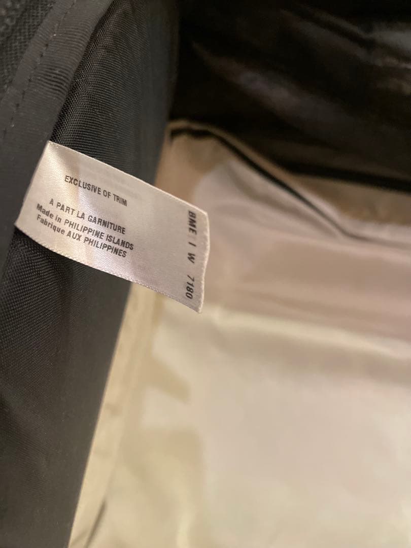 Patagonia ブラック キャリーオンバッグ