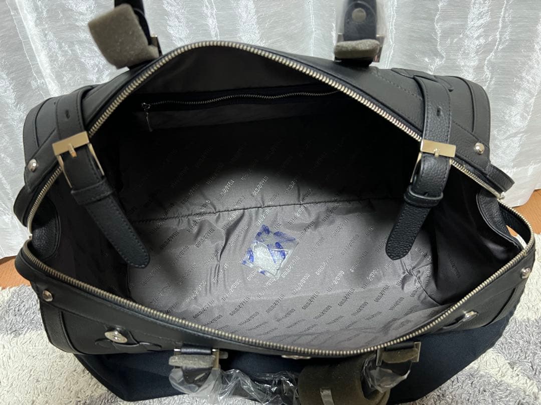 メルセデスベンツ　ゴールドファイル　非売品　限定商品　ボストンバッグ