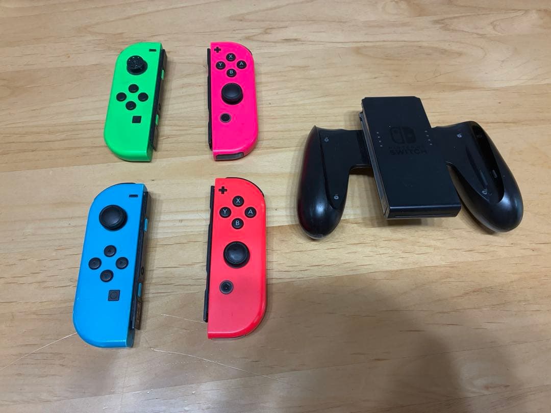 ジャンク品　Nintendo Switch 本体 ジョイコン4色付き