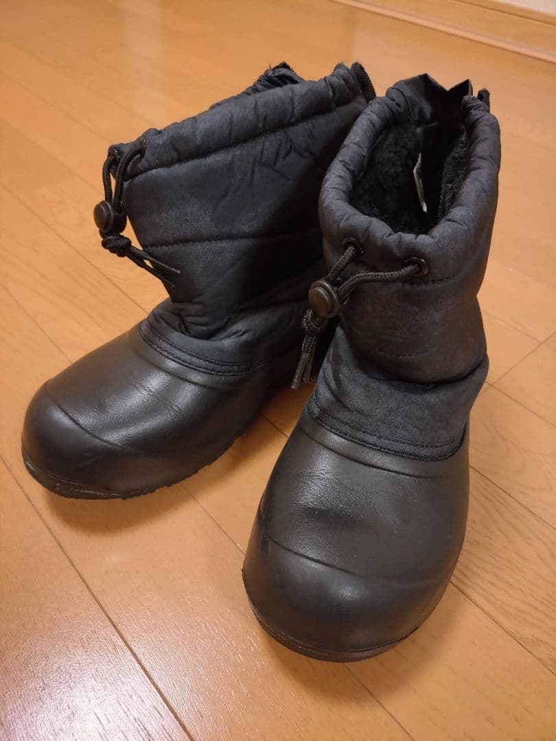 【先着】160cmスキーウェア上下 スノーブーツ グローブ 4点セット