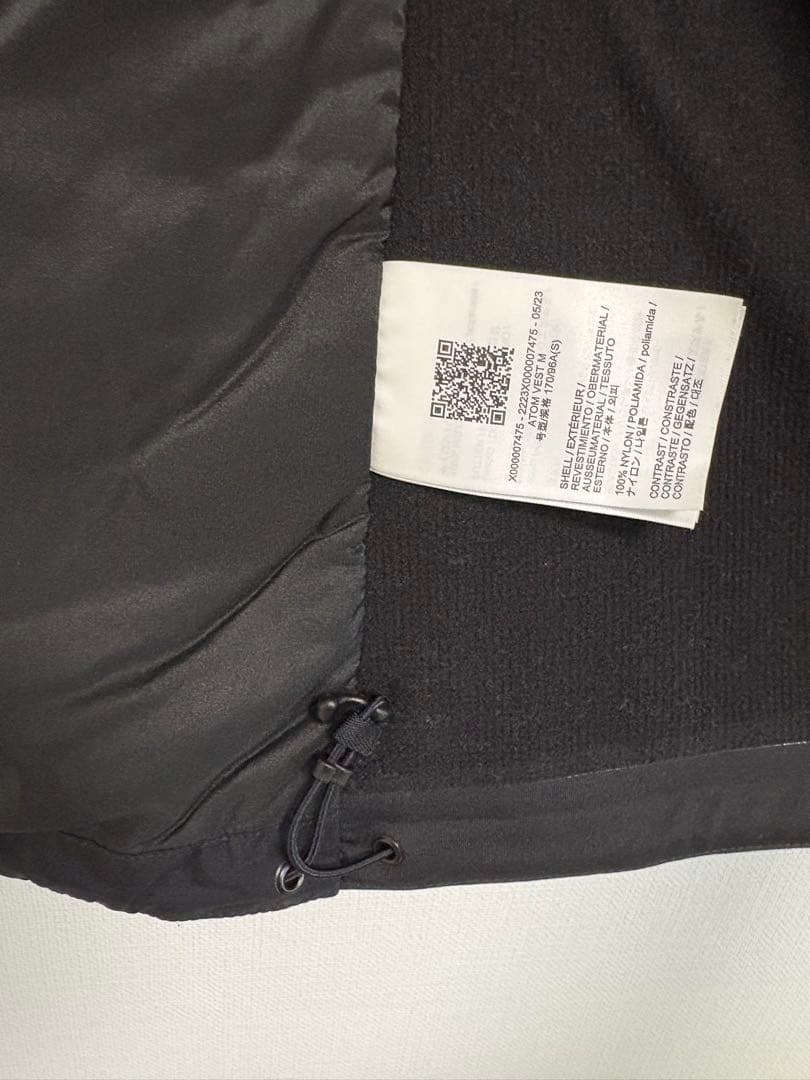 アークテリクス　アトム　ベスト　メンズ　ARC'TERYX atom ブラック