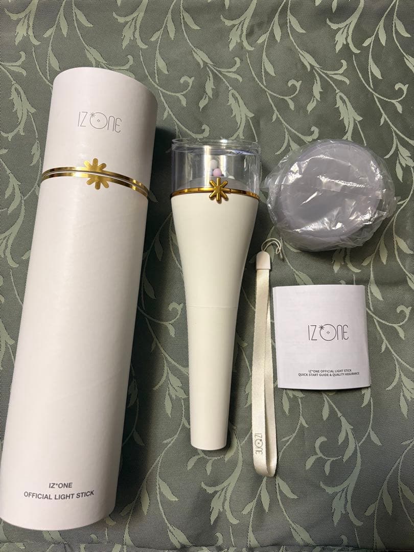 IZ*ONEペンライト CD生写真付き