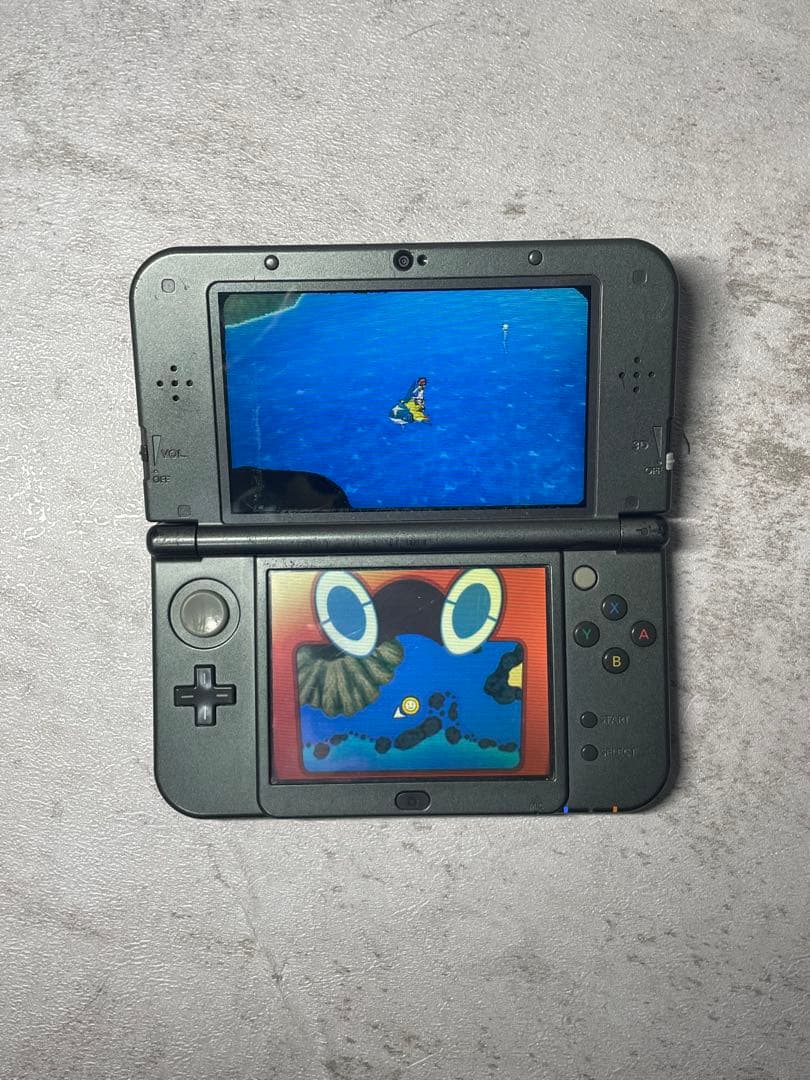 ぽ*る様 ニンテンドー3DS LL ブラック+ ゲームソフト4本セット