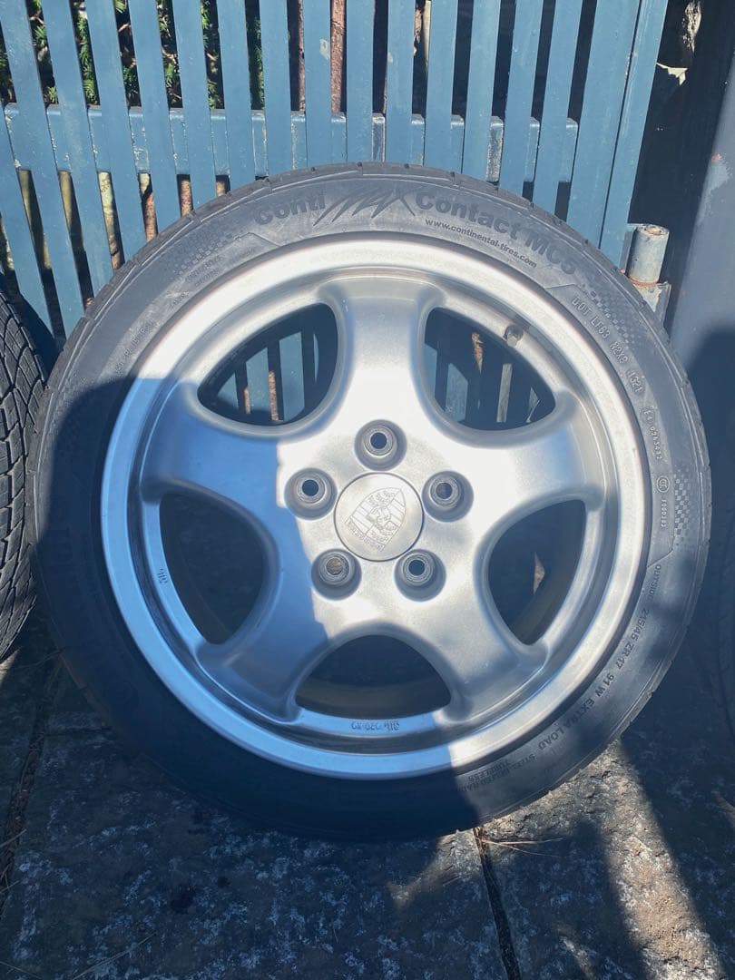 ポルシェ911カレラ964 17インチCUPホイールタイヤセット930