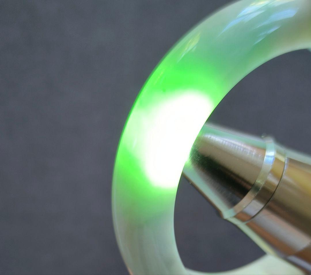 あーきゃん【鑑別書付:种老:完美】本翡翠のバングル（内径59.5ミリ）