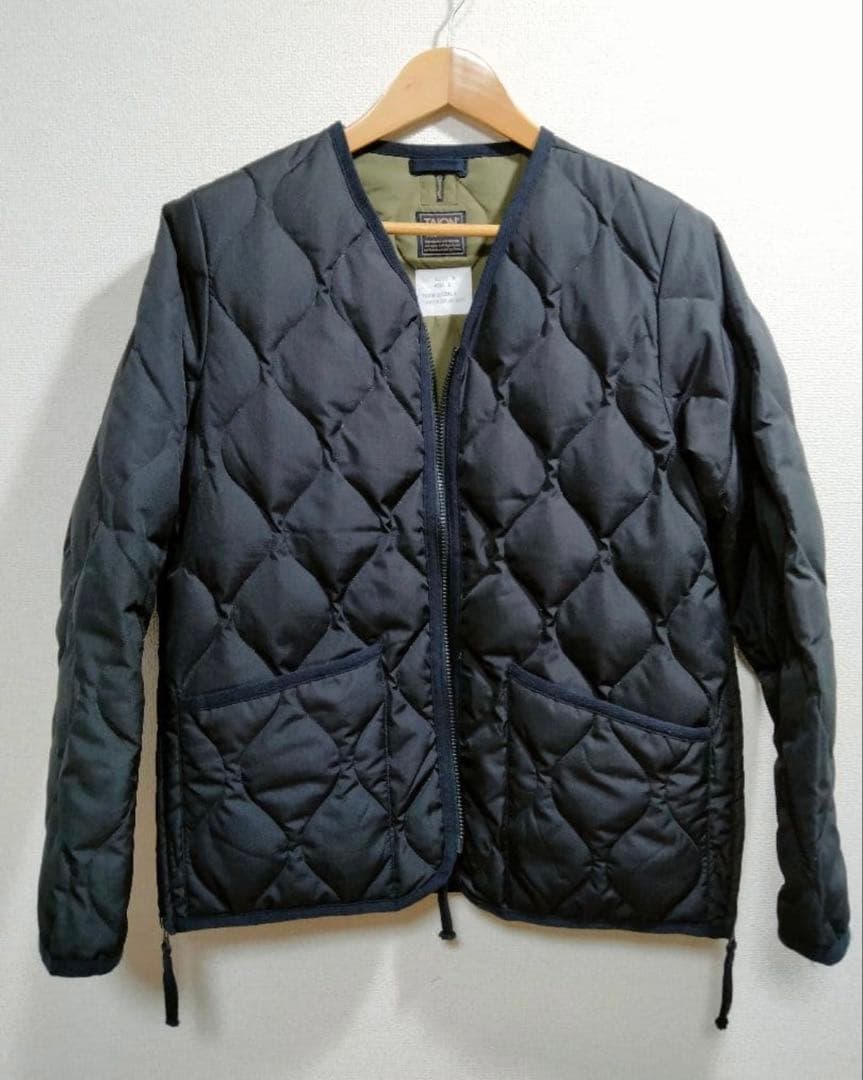 シュウ 様TAION ミリタリー ジップ Vネック ダウン ジャケット L 美品