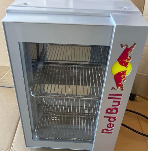 RedBull レッドブル　小型冷蔵庫　ショーケース 非売品　希少
