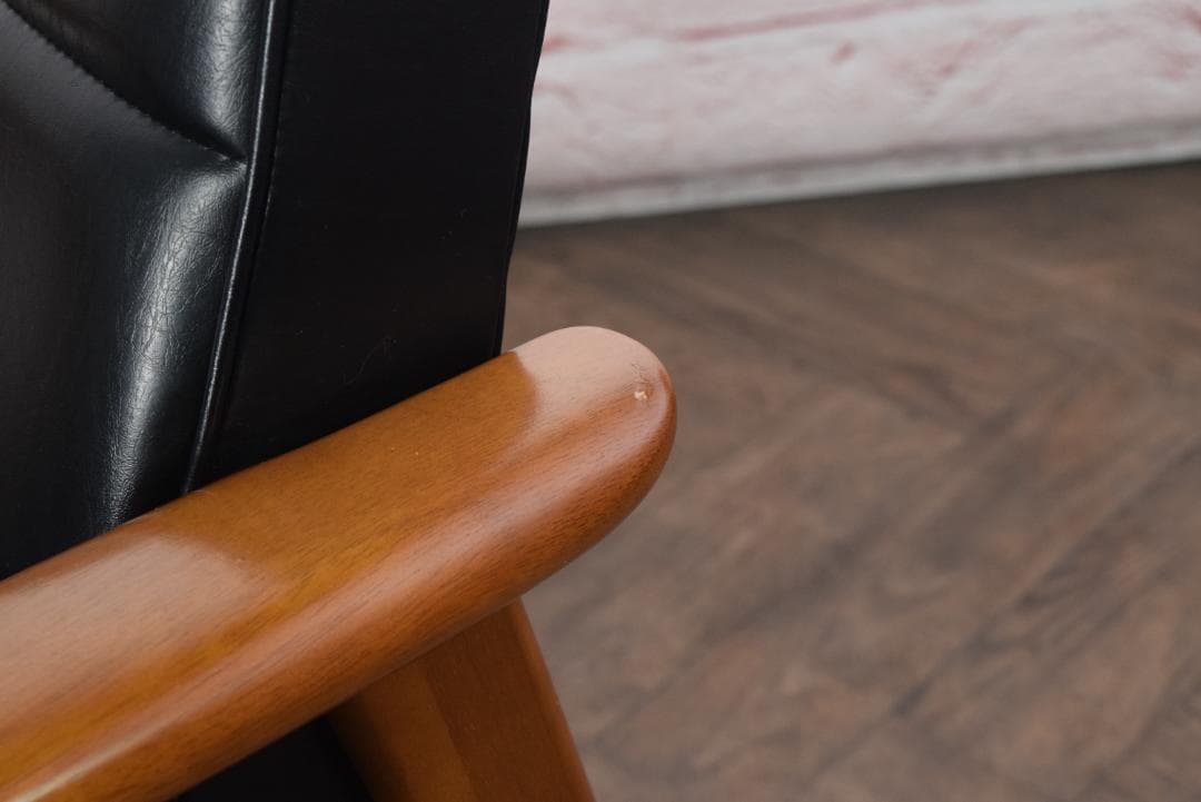 展示品　カリモク60 Kチェア スタンダードブラック　 W36170BW　13B