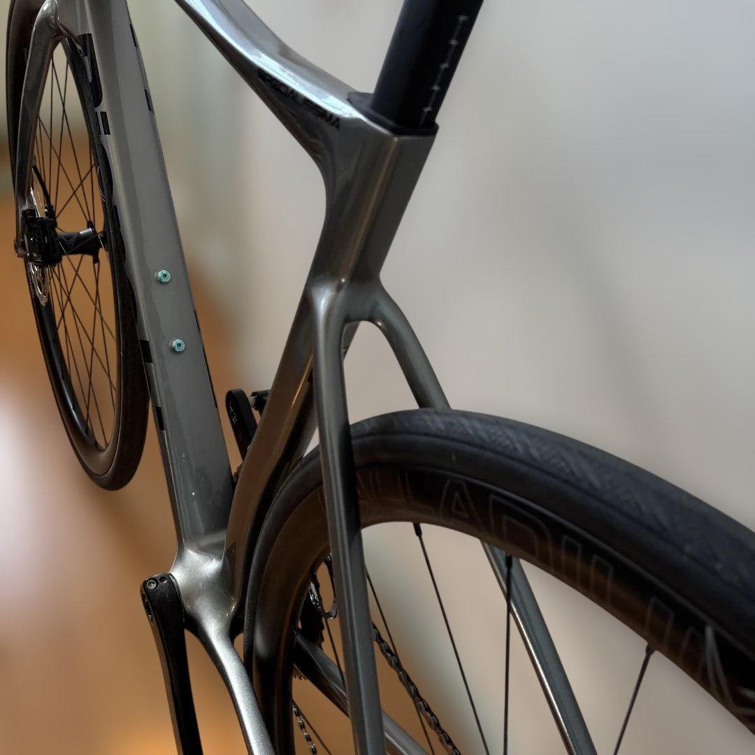 2025Bianchiビアンキ スペシャリッシマ コンプ 105di2 53